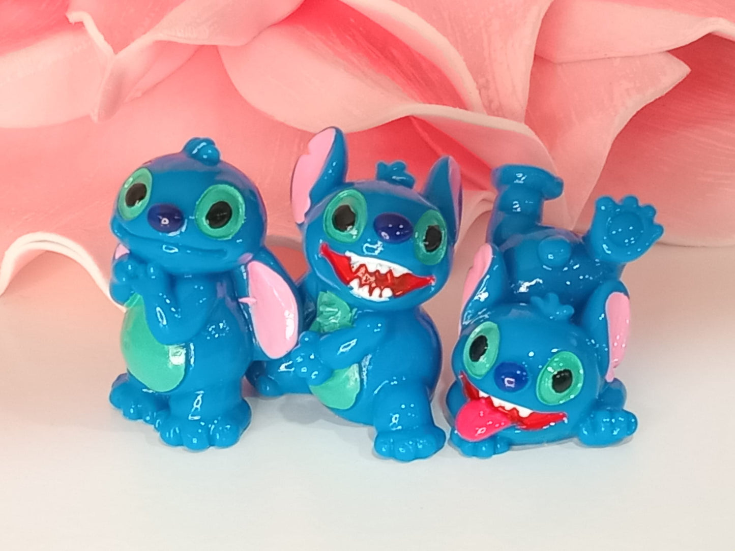 Blue Alien 3D Acrylic Charm - 3pcs