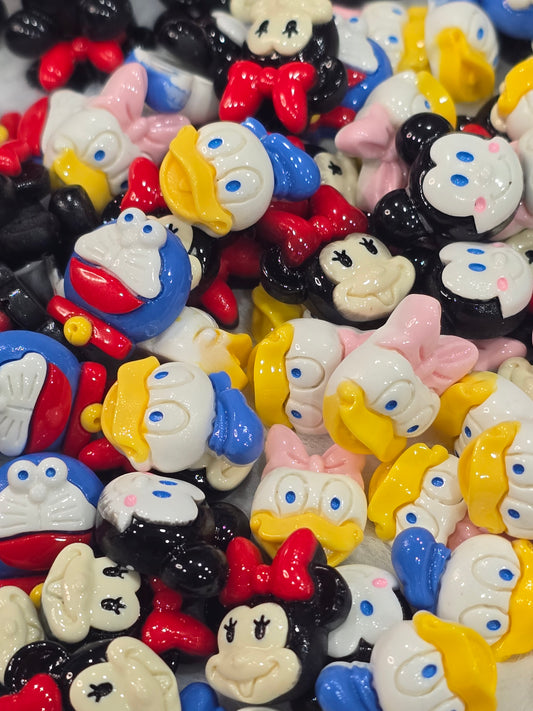 Disney ducks flat back charms