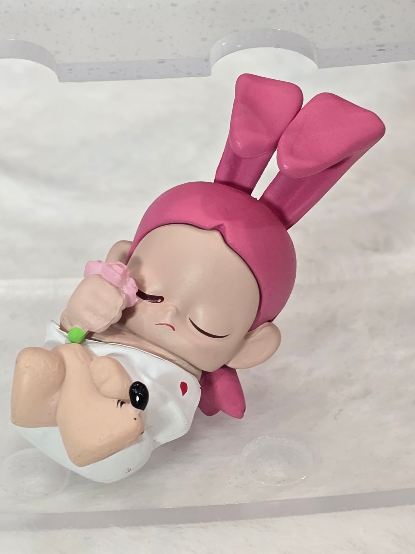 Mini Figure popmart - Zsiga Sleeping pink bunny