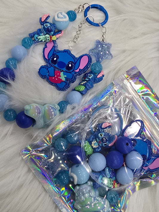 DIY Phone & Bag Keychain Kit – Blue Alien with acrylic