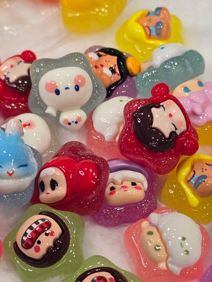 Pop mart chunky resin charms
