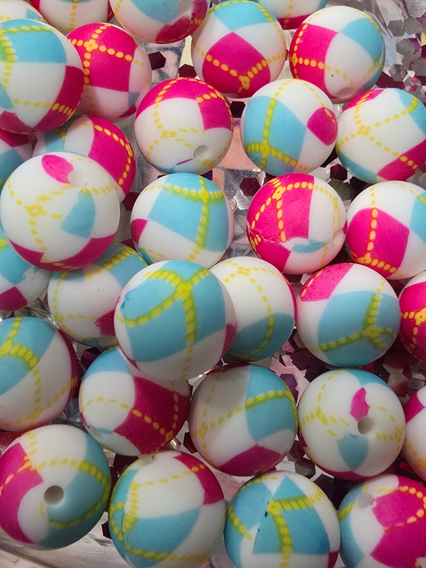 15mm silicon beads- Plaid lines