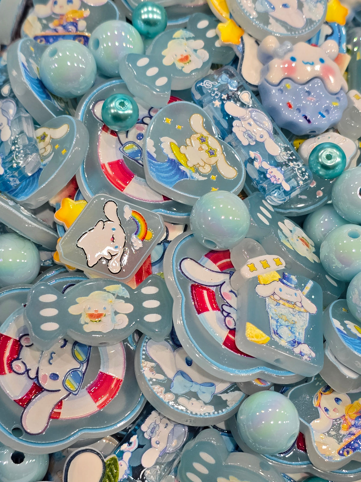 Character Theme Mix Beads- Cute Cinna