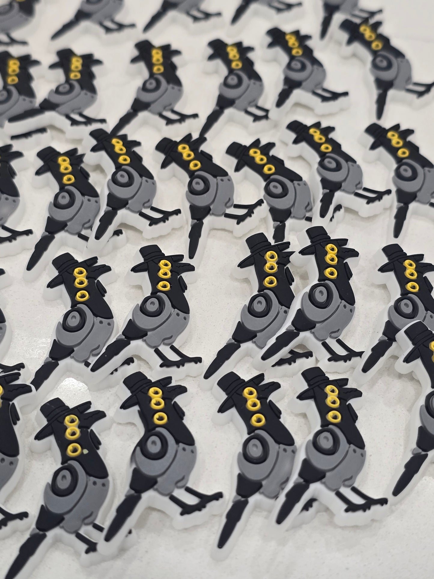 Saja boys and bird croc charms-  $7/10pcs