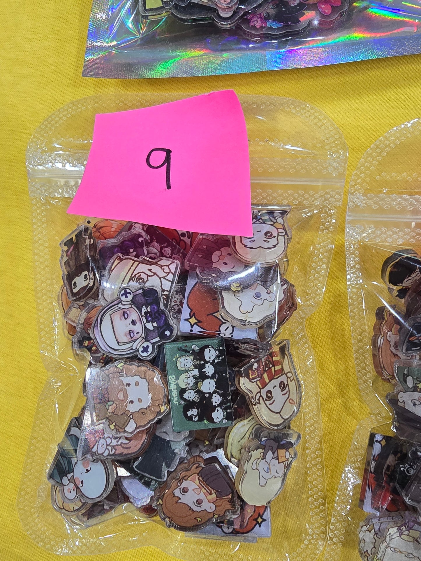 Clearance sale Acrylic packs
