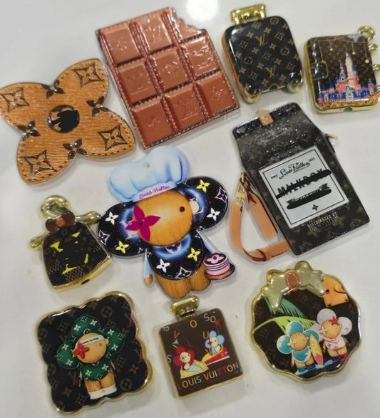Luxury lv Acrylics pendant and beads