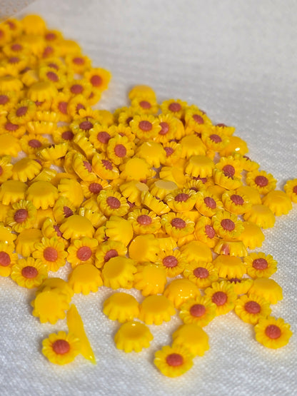Sunflower- Small Decorative Charms 10grams