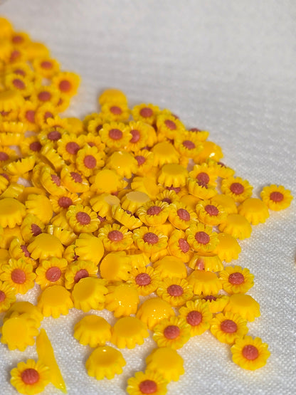 Sunflower- Small Decorative Charms 10grams