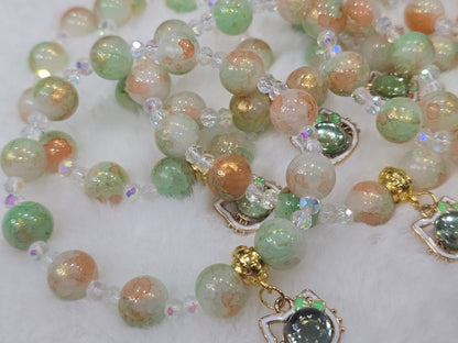 Glass beads HK head green