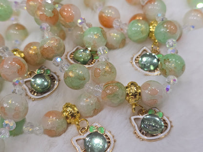 Glass beads HK head green