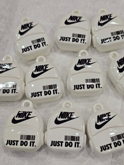 Nke Jdo it White backpack 3D charms
