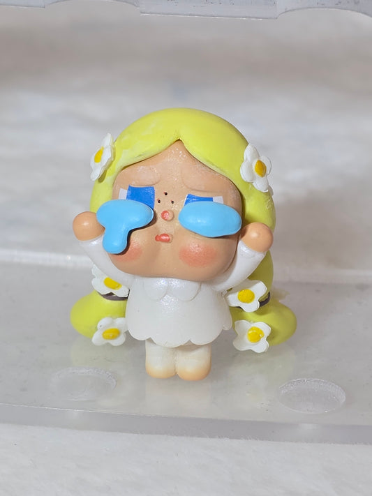 Mini Figure popmart - Cry baby long hair with flowers