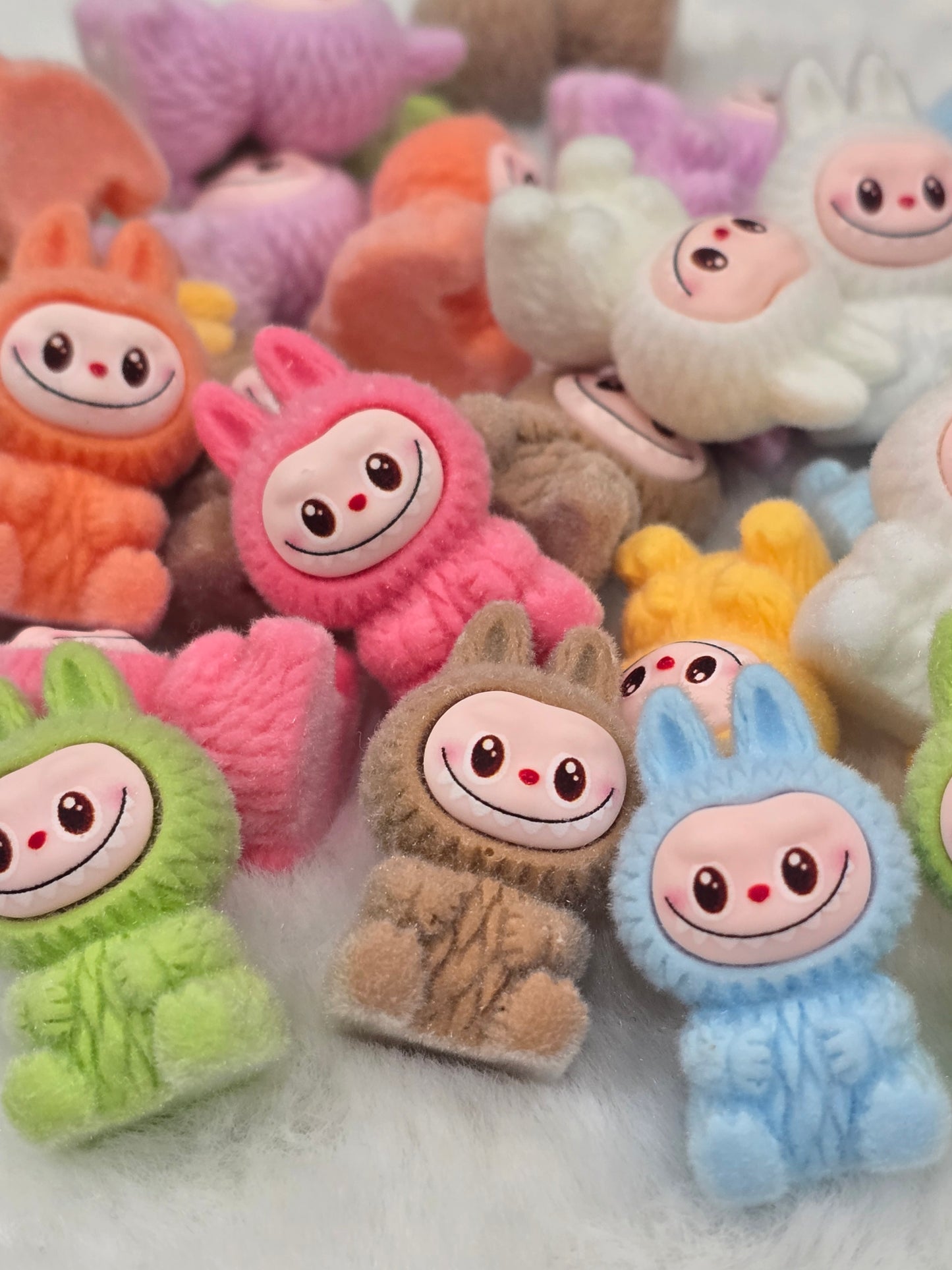 LabUbU 3D Acrylic Charms- 5pcs