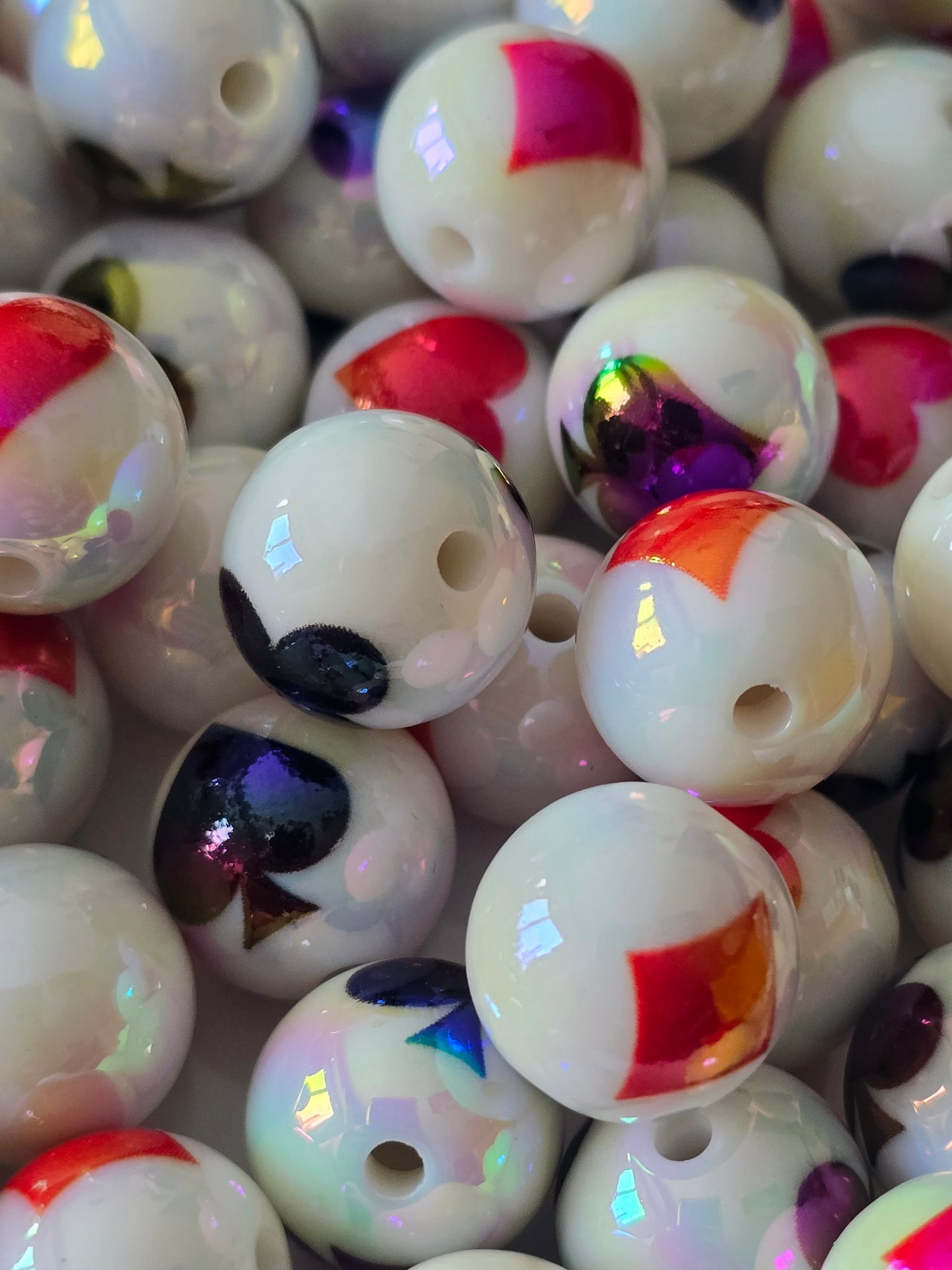 Acrylic beads 16mm hearts and queens