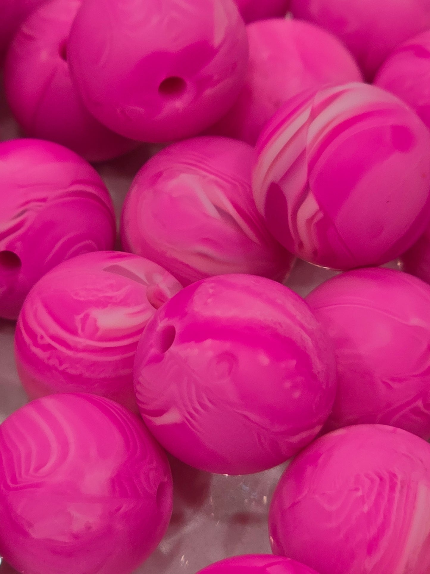 15mm Silicon swirl hot pink white