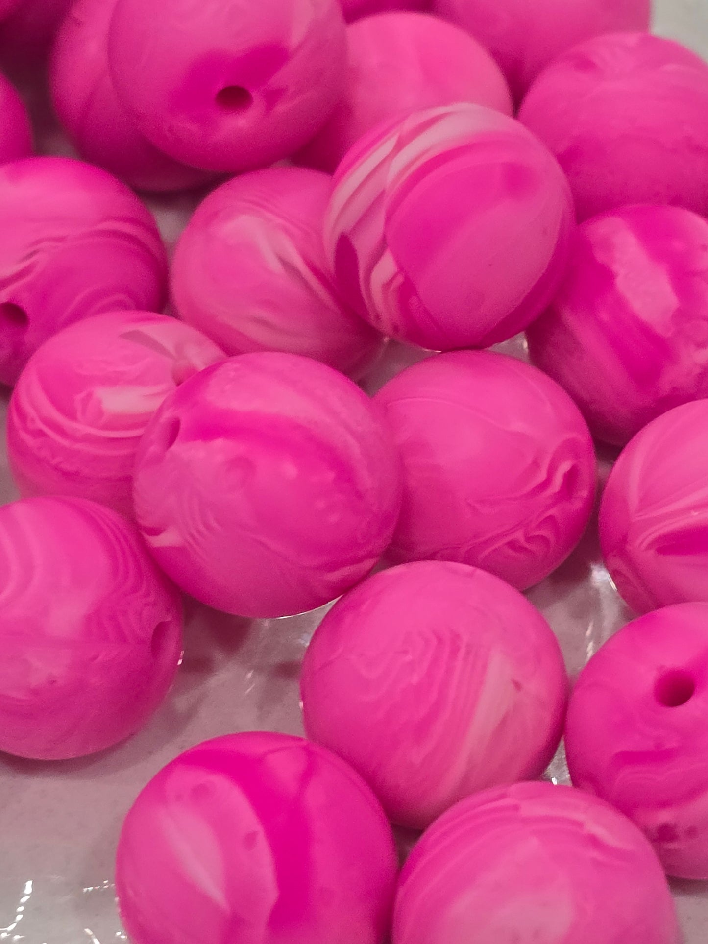 15mm Silicon swirl hot pink white