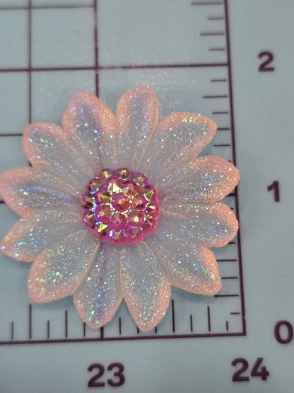 Super gorgeous flowers flat back.