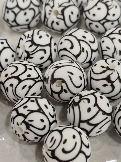 15mm Silicon beads smiley black and white