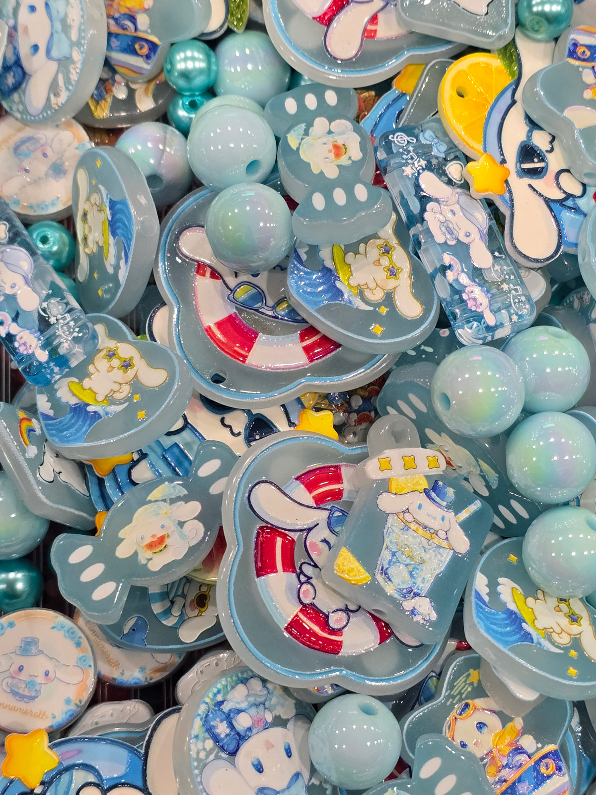 Character Theme Mix Beads- Cute Cinna