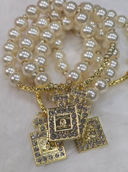 Glass pearl CC