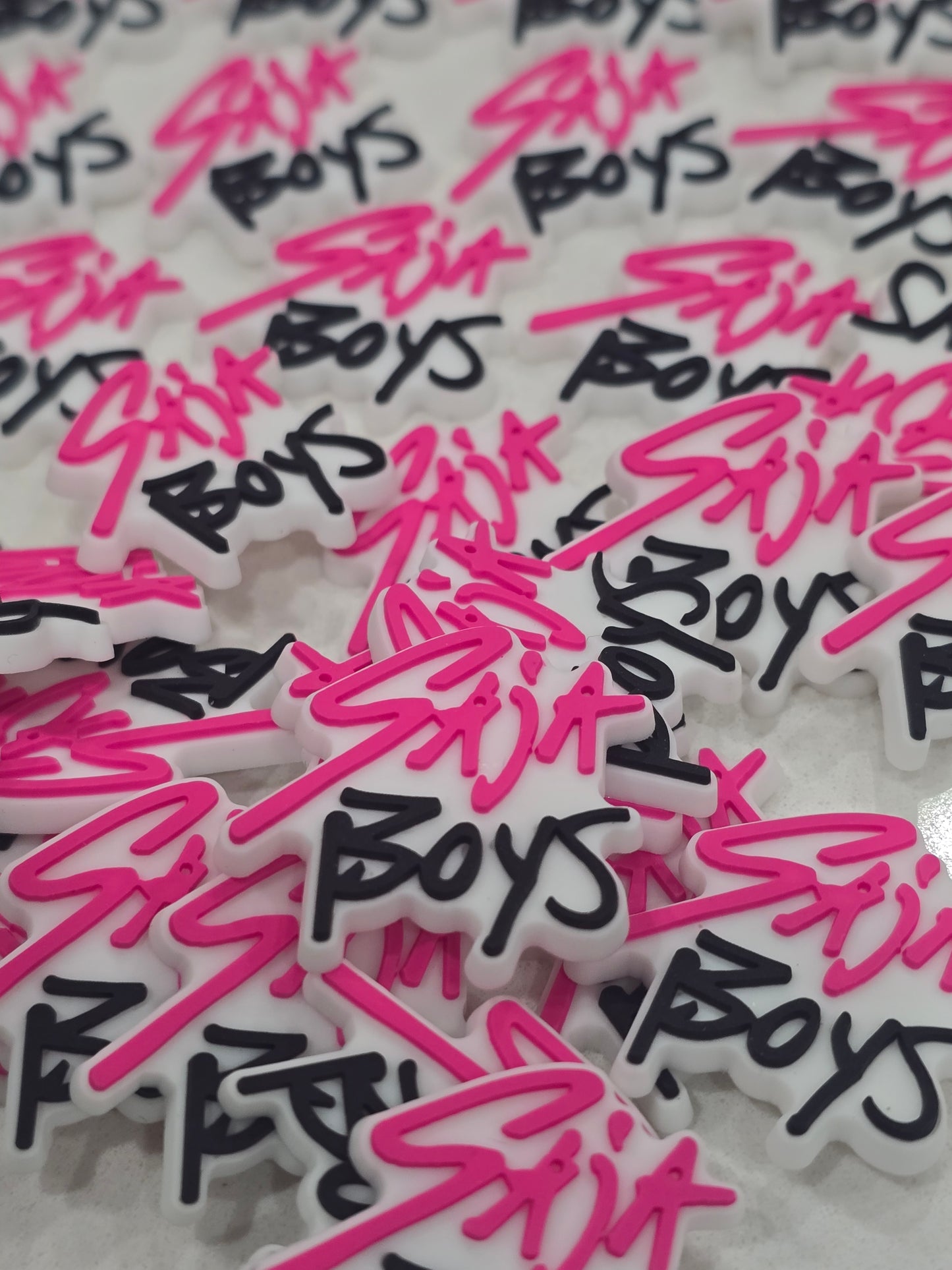 Saja boys and bird croc charms-  $7/10pcs